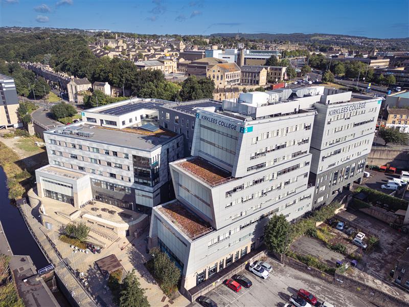 Kirklees College to Showcase Innovative Learning Environments at Open Days Next Week