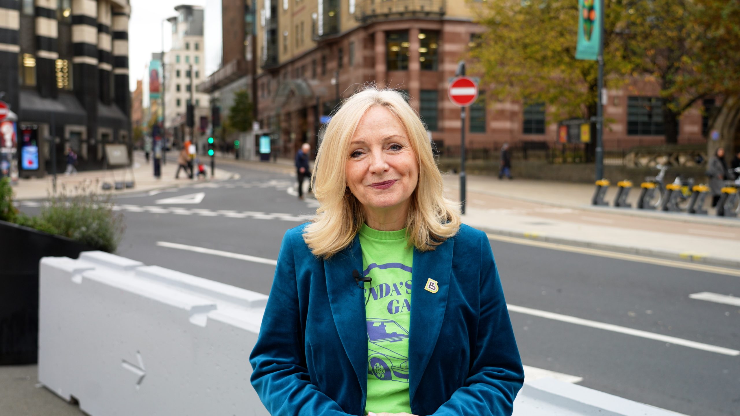Mayor Drives Forward Road Safety Week with Pledge Call