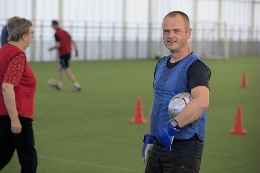 Step Into the Game: Walking Football for Parkinson’s Comes to Huddersfield