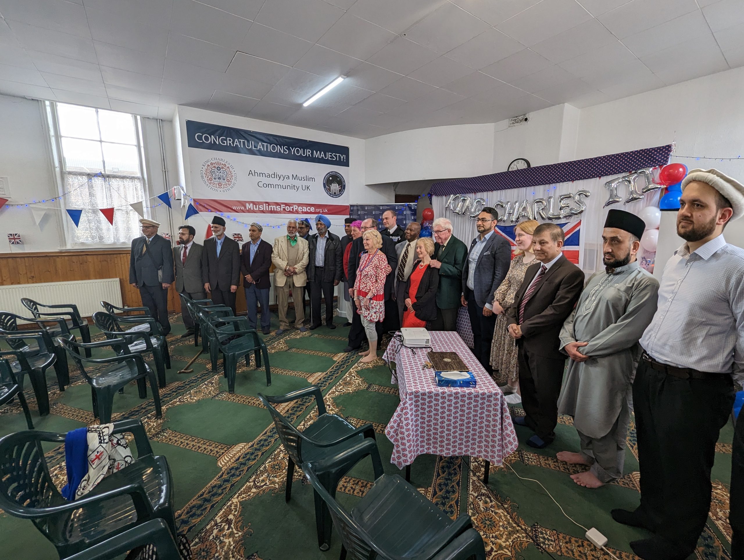 Huddersfield’s Ahmadiyya Muslim Community Marks 80 Years Since VE and VJ Day with a Call for Peace