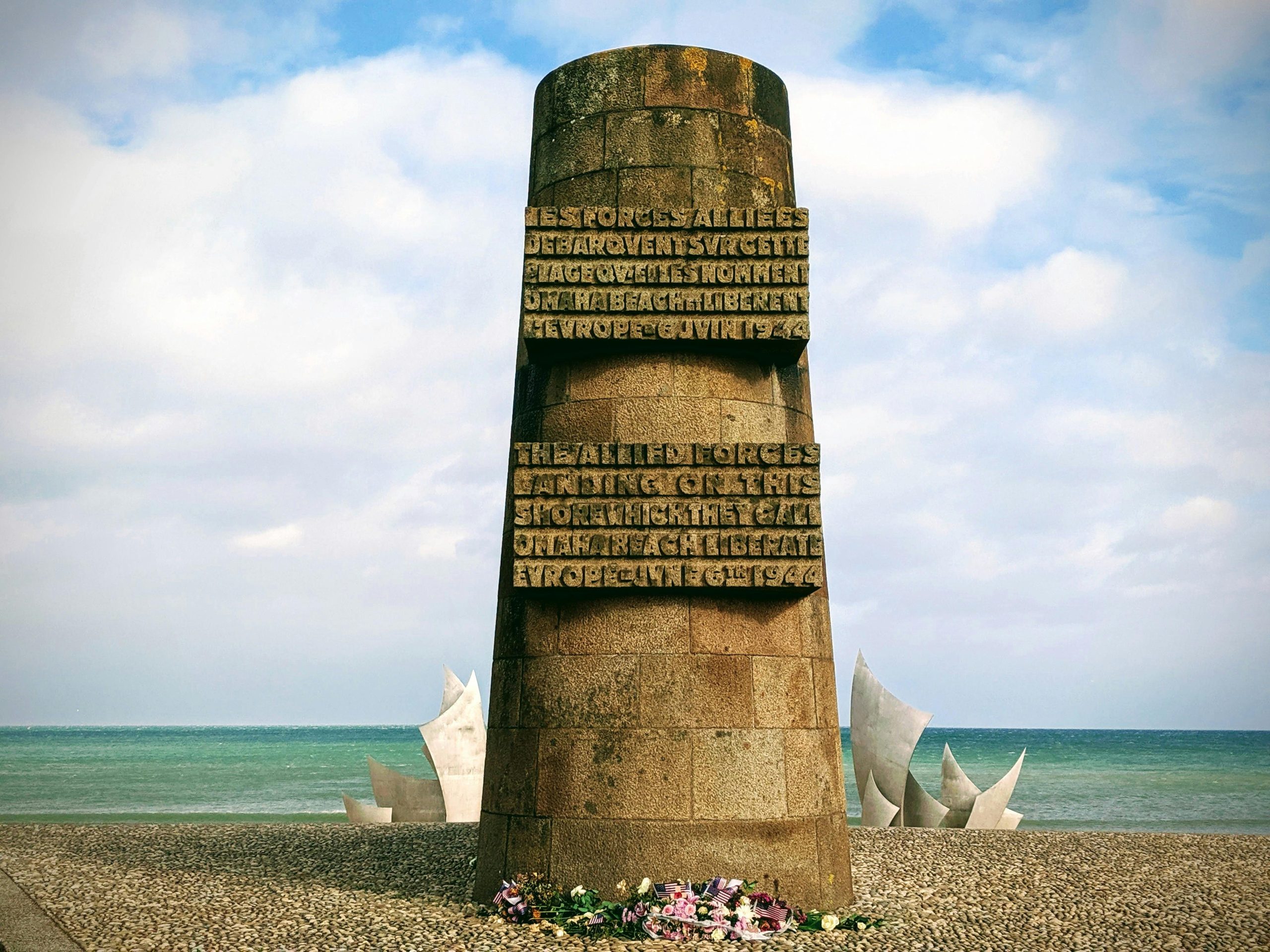 Remembering the Heroes: 81st Anniversary of D-Day Commemorated Across the UK