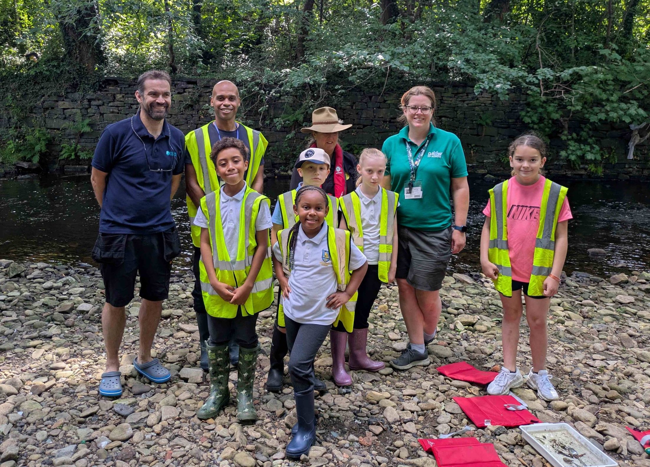 Young Explorers Discover River Wonders in Huddersfield Field Trips