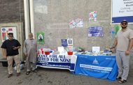 Local Mosque Hands out Free Water and Snacks to Huddersfield During Heatwave